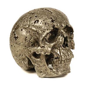 Мрачное украшение интерьера: Evolution Pyrite Skull