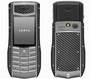 Vertu выпустит телефон из углепластика и резины